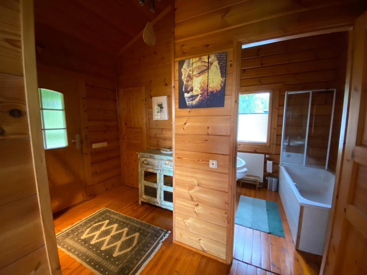 バート・ミュンスターアイフェル Norwegisches Blockhausヴィラ エクステリア 写真